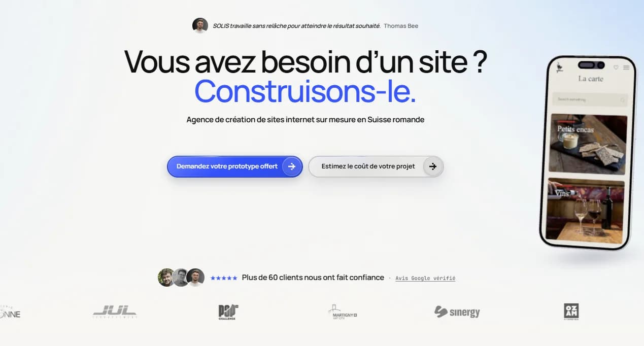 Page d’accueil de Solis en mode clair présentant ses services de développement logiciel sur mesure